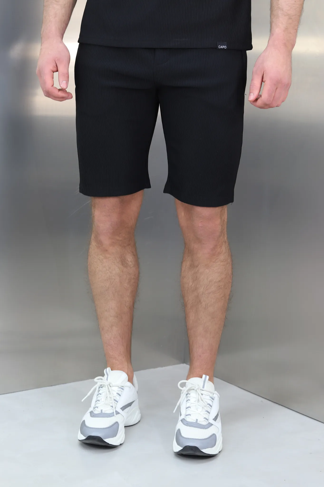 Capo PLEAT Short - Black