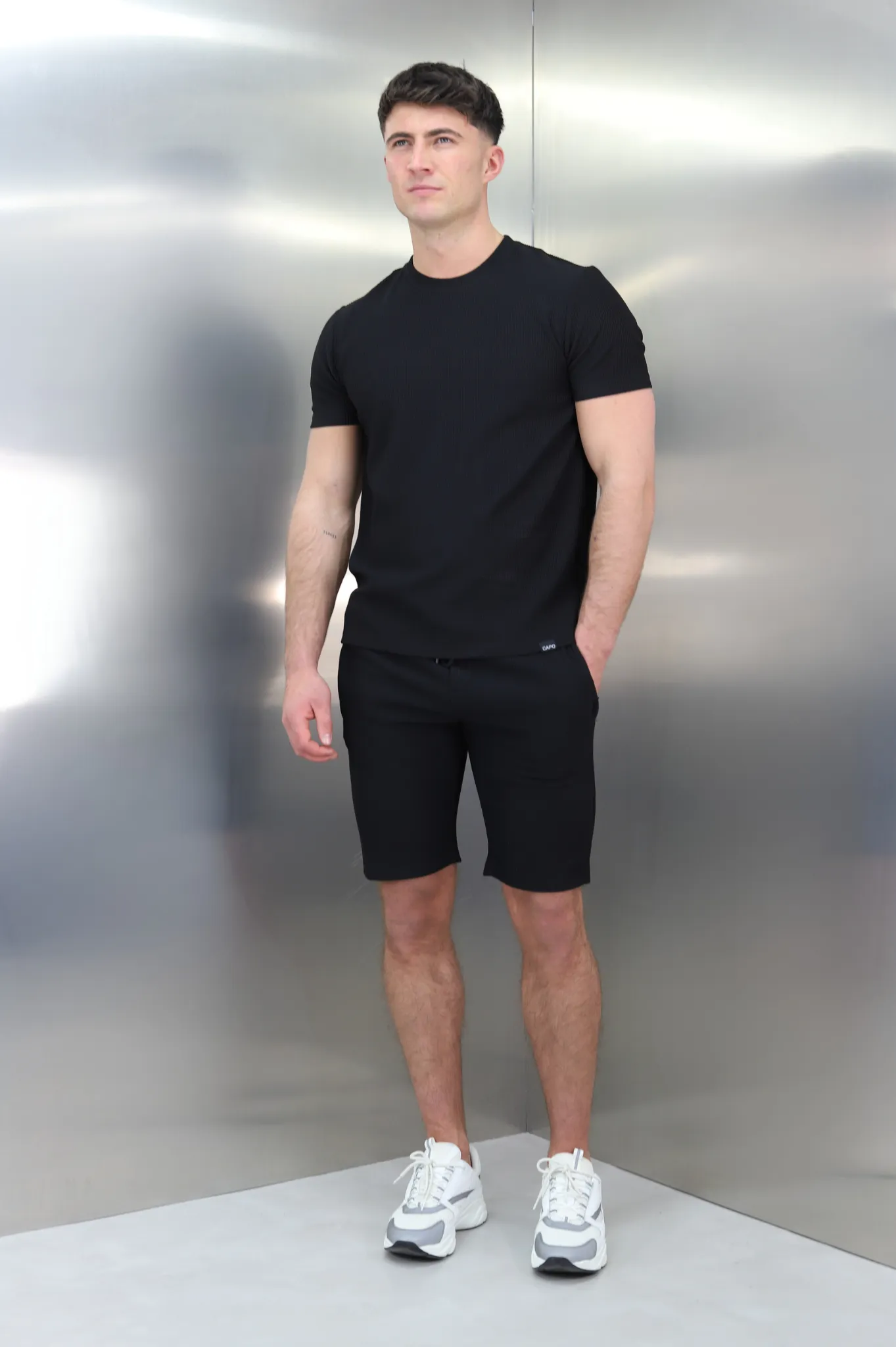 Capo PLEAT Short - Black