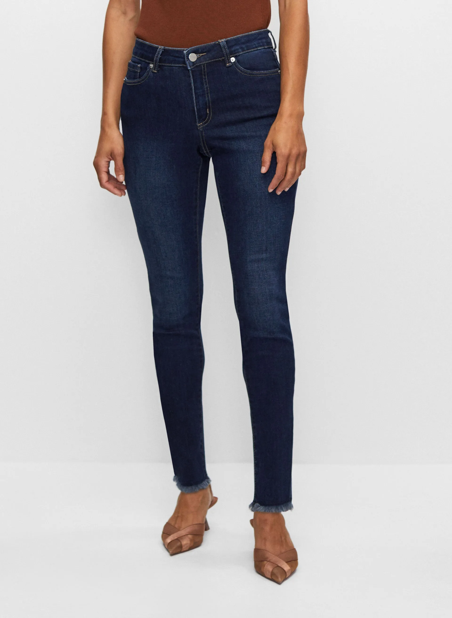 Frayed Hem Slim Leg Jeans