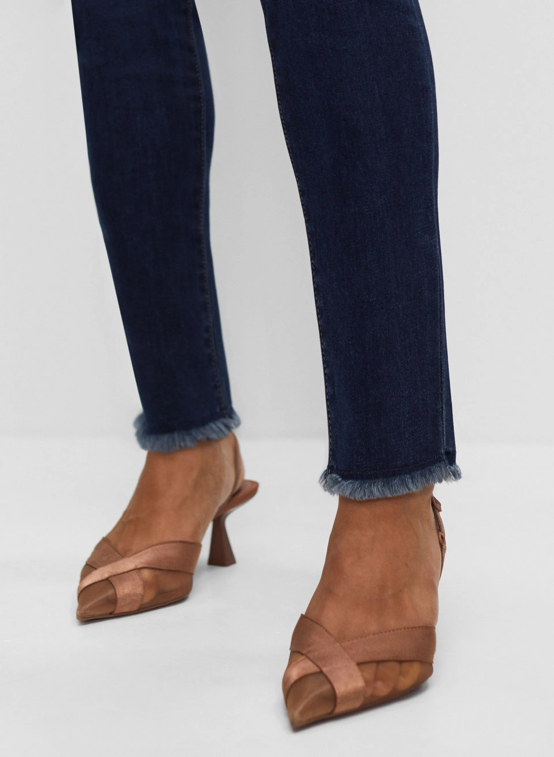 Frayed Hem Slim Leg Jeans