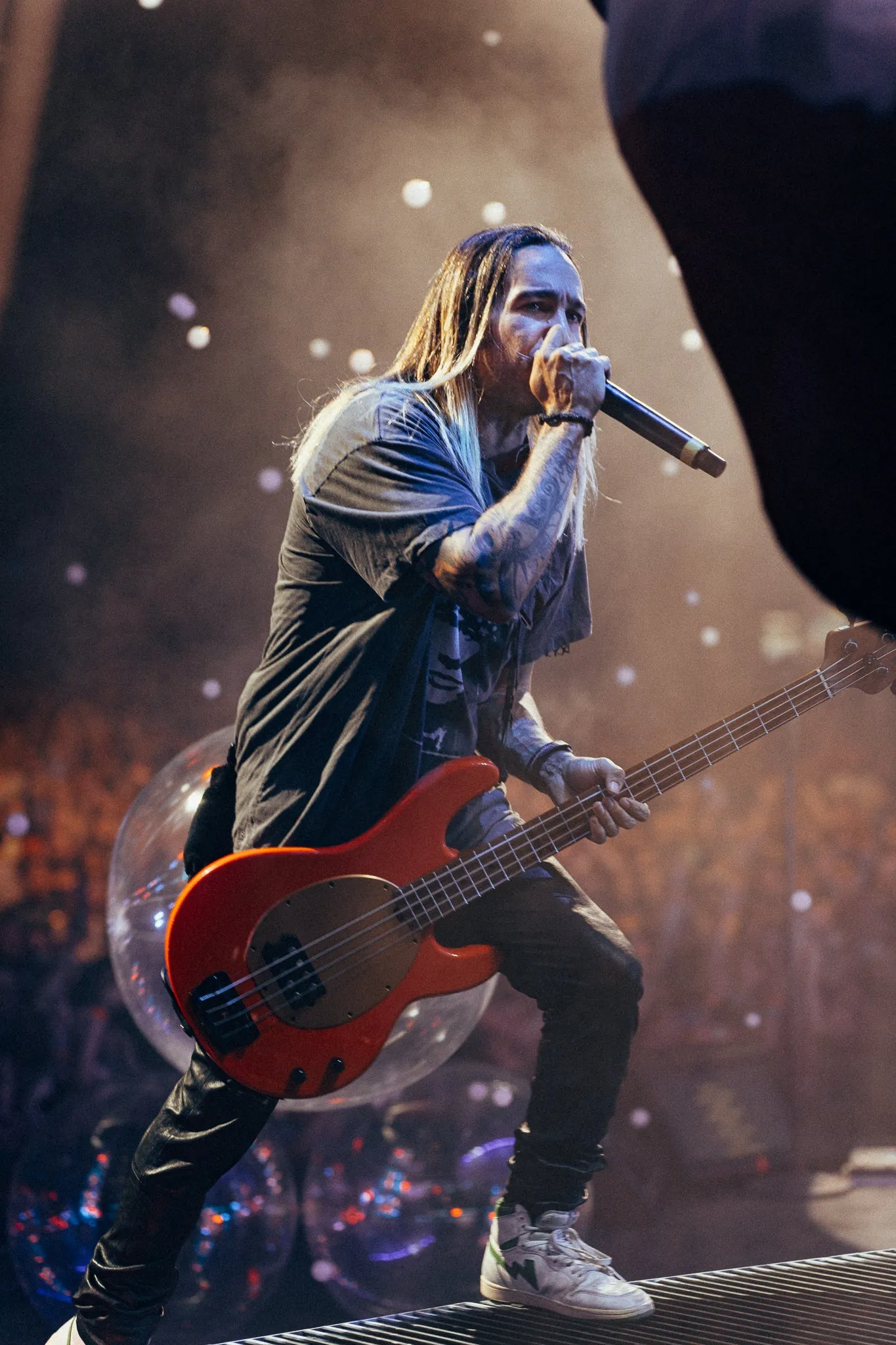 PETE WENTZ ARTIST SERIES STINGRAY BASS (AP Exclusive Early Access - Fiesta Red)