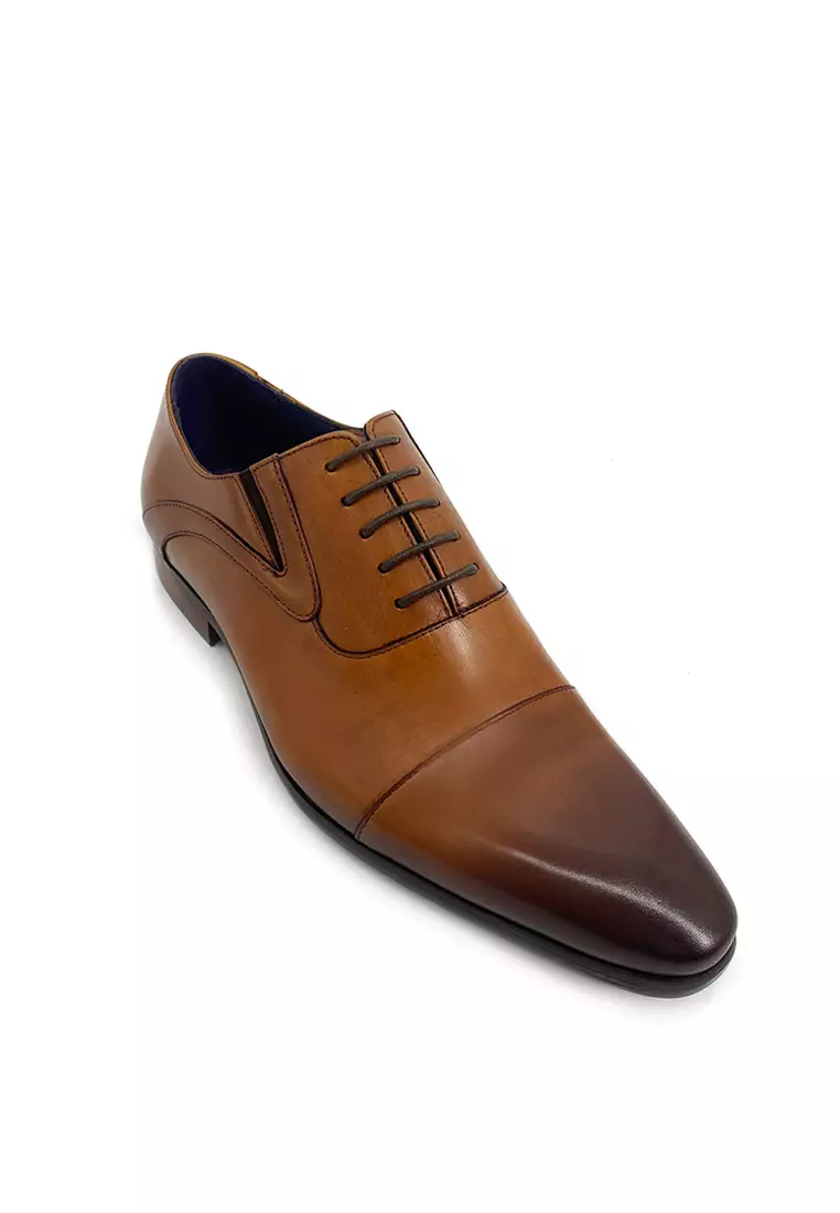 Rad Russel Timeless Sleek Lace-up Oxfords - Cinnamon Brown