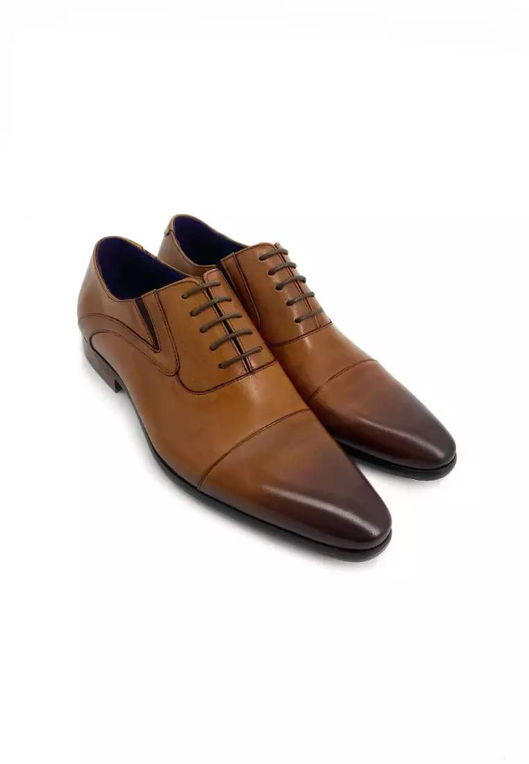 Rad Russel Timeless Sleek Lace-up Oxfords - Cinnamon Brown