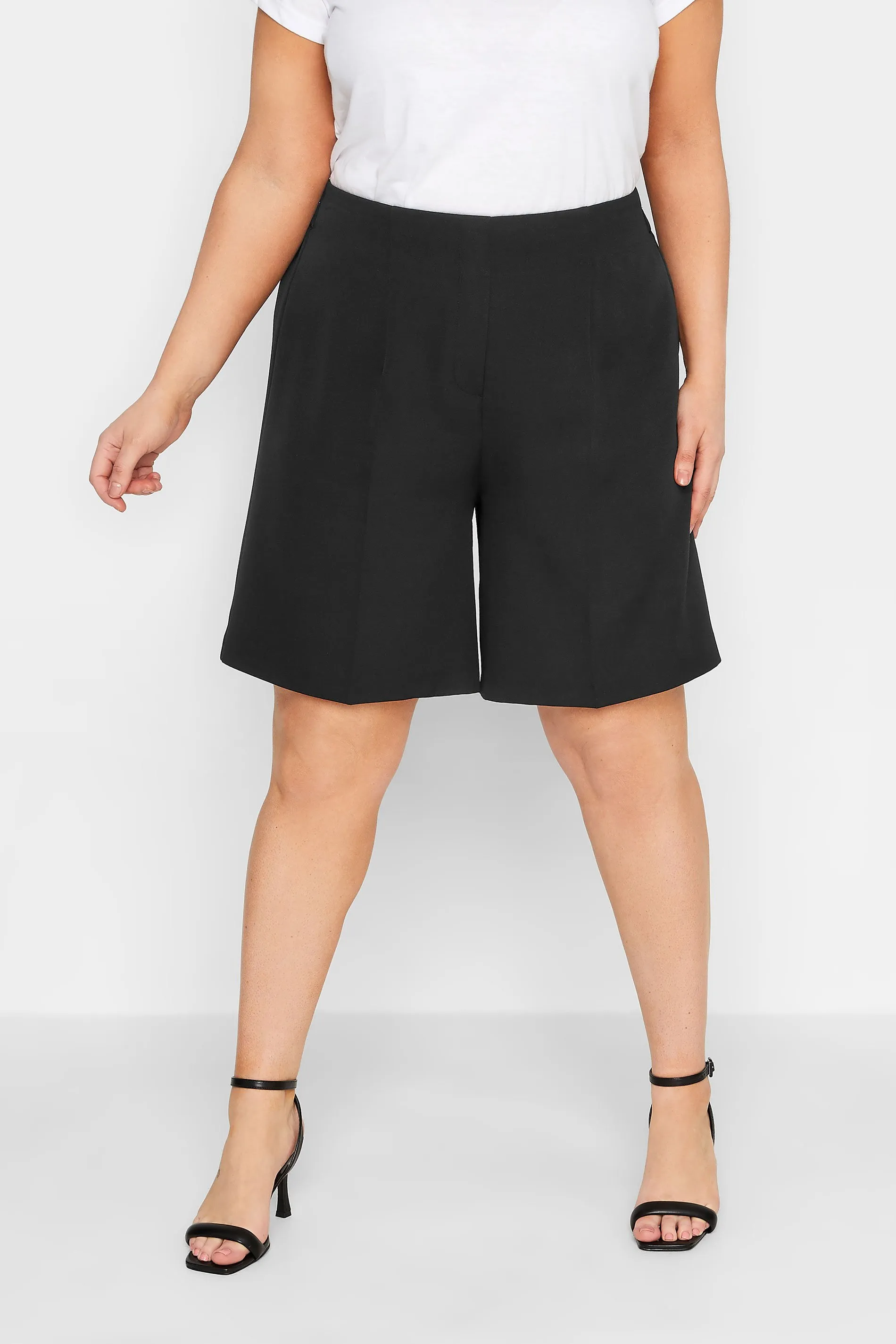 YOURS Curve Black Tailored Shorts